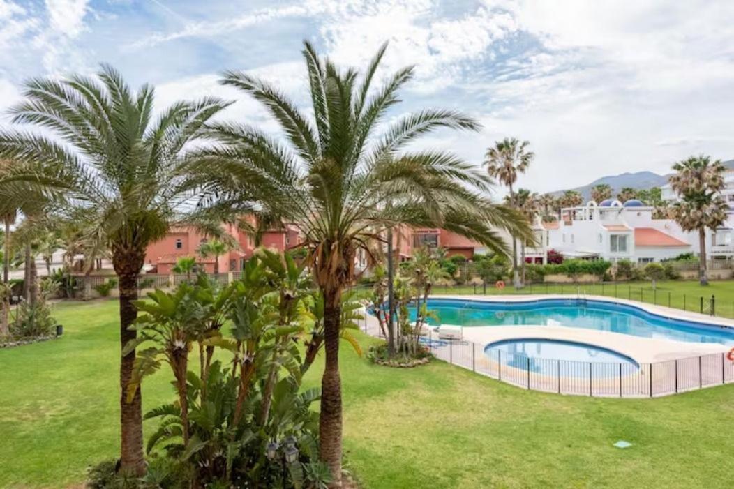 Playa De Alamos-playamar Malaga. * Torremolinos