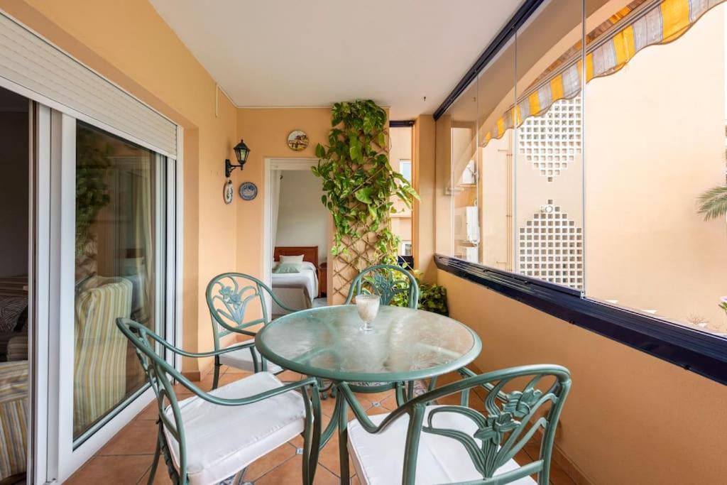 Apartamento Playa De Alamos-playamar Malaga. *