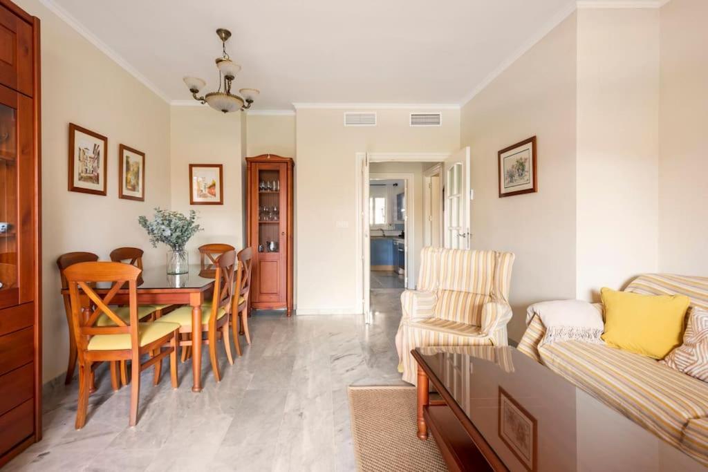 Apartamento Playa De Alamos-playamar Malaga. *