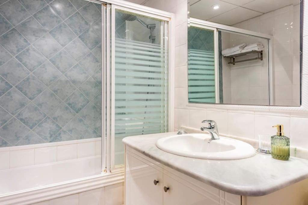 Playa De Alamos-playamar Malaga. Apartamento